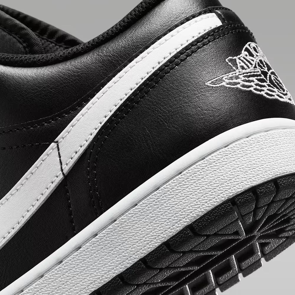Cipő Nike Air Jordan 1 Low 553558-043 - fekete