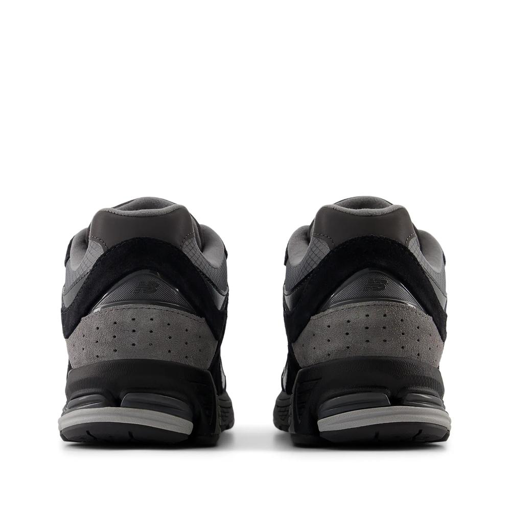 Cipő New Balance U2002RTG - fekete