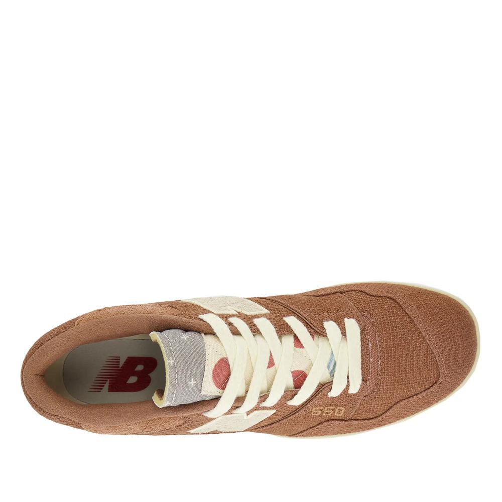 Unisex cipő New Balance BB550THB - barna