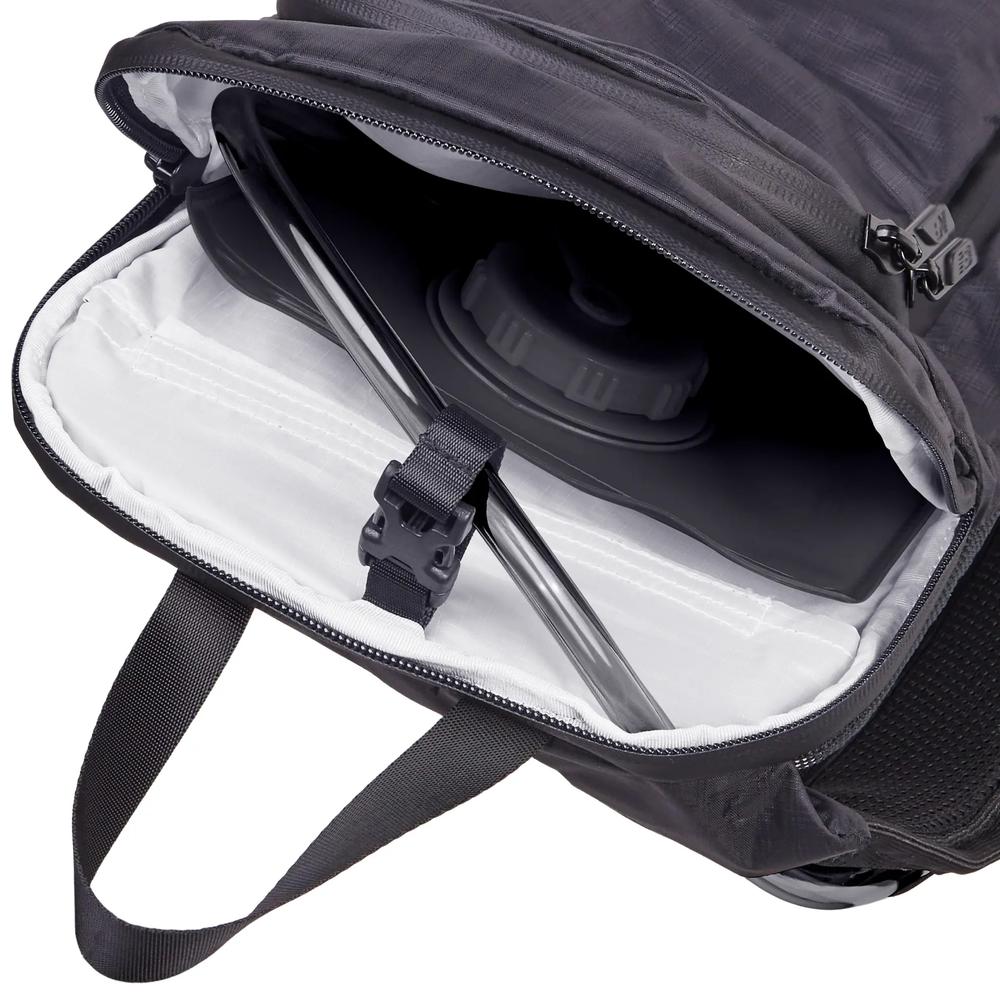 Hátizsák New Balance LAB51202BK - fekete