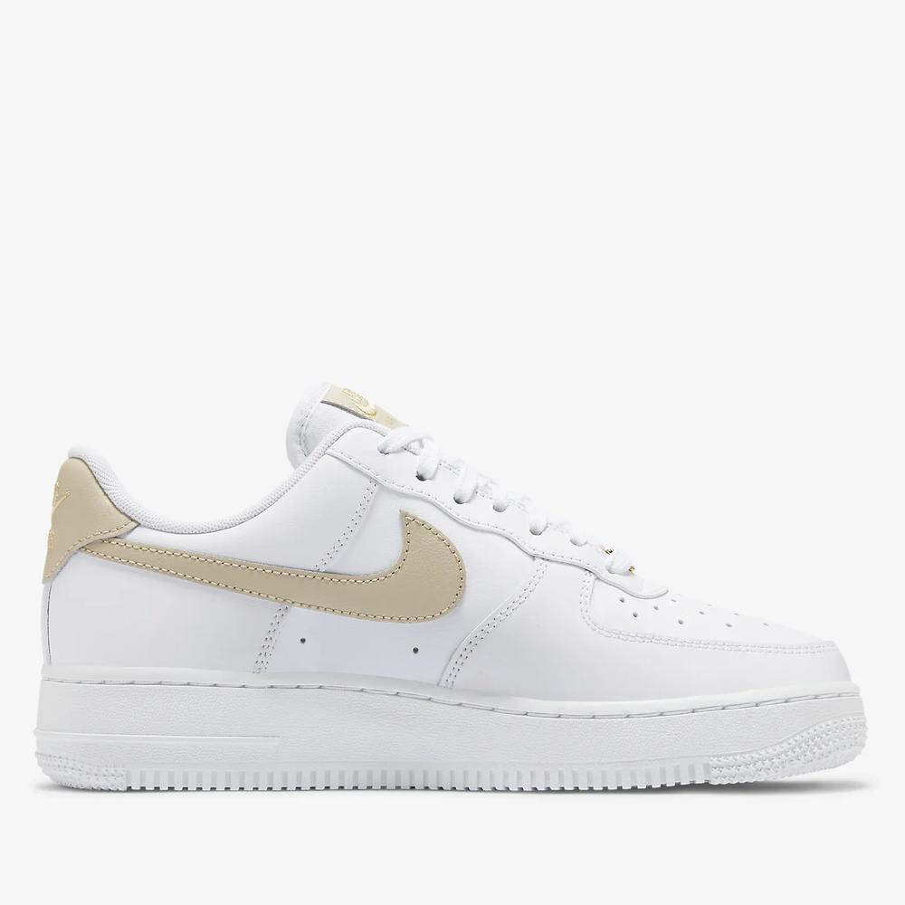 Cipő Nike Air Force 1 '07 Essential CZ0270-105 - fehér