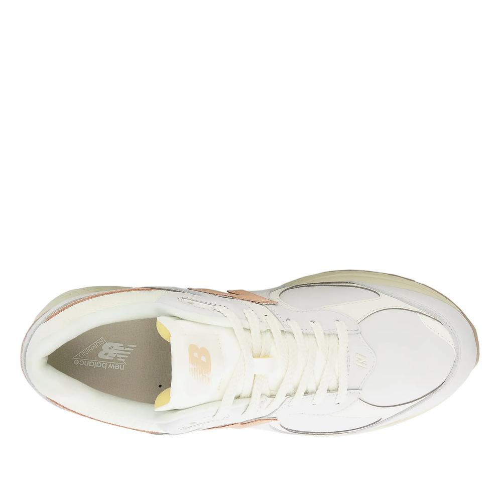 Unisex cipő New Balance M2002RVF – fehér