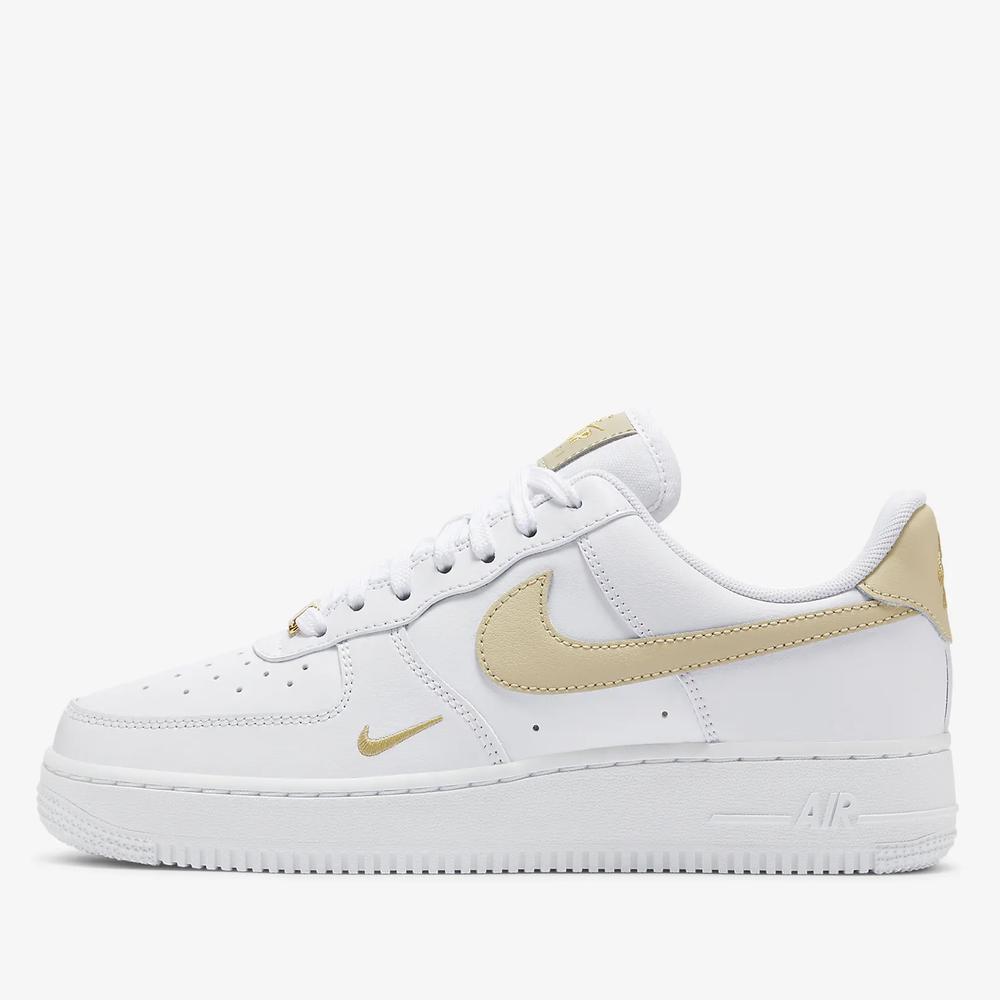 Cipő Nike Air Force 1 '07 Essential CZ0270-105 - fehér