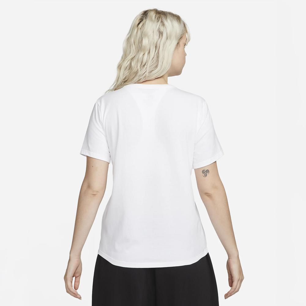 Póló Nike Sportswear Club Essentials DX7902-100 - fehér