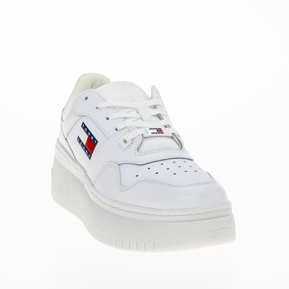 Cipő Tommy Hilfiger TJW Retro Basket Flatform Ess EN0EN02506-YBS - fehér