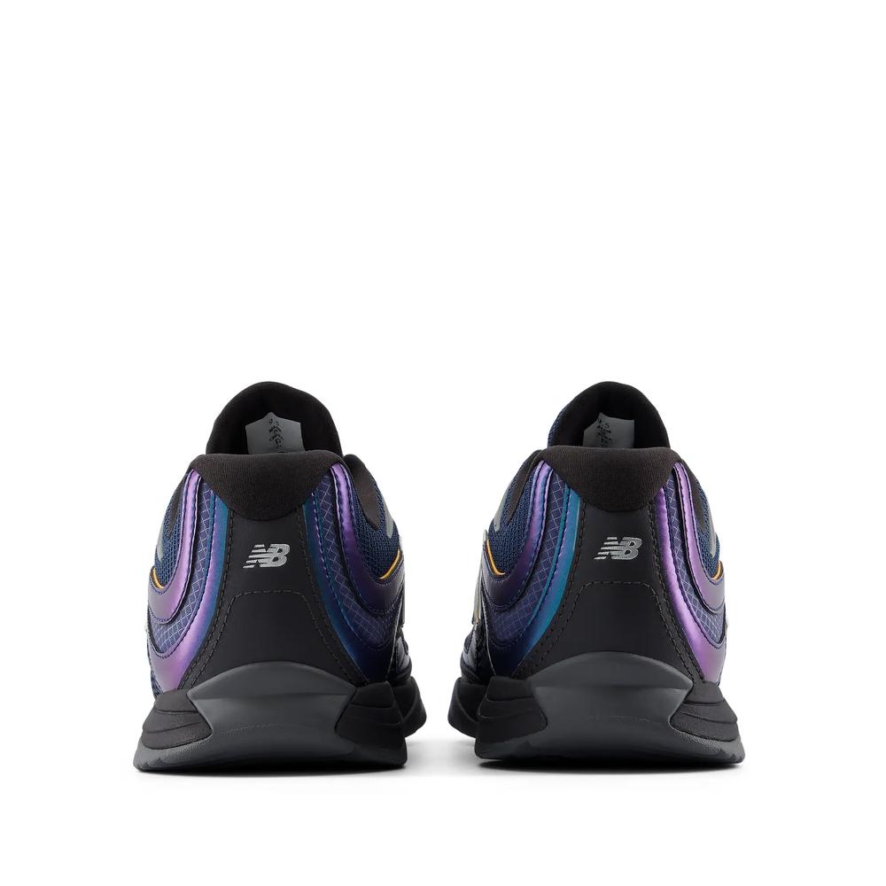 Unisex cipő New Balance URC569RW - sötétkék