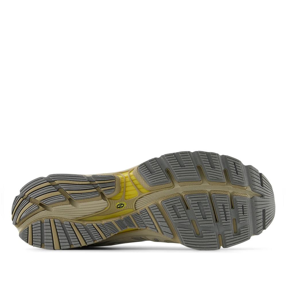 Unisex cipő New Balance U18901IU - bézs