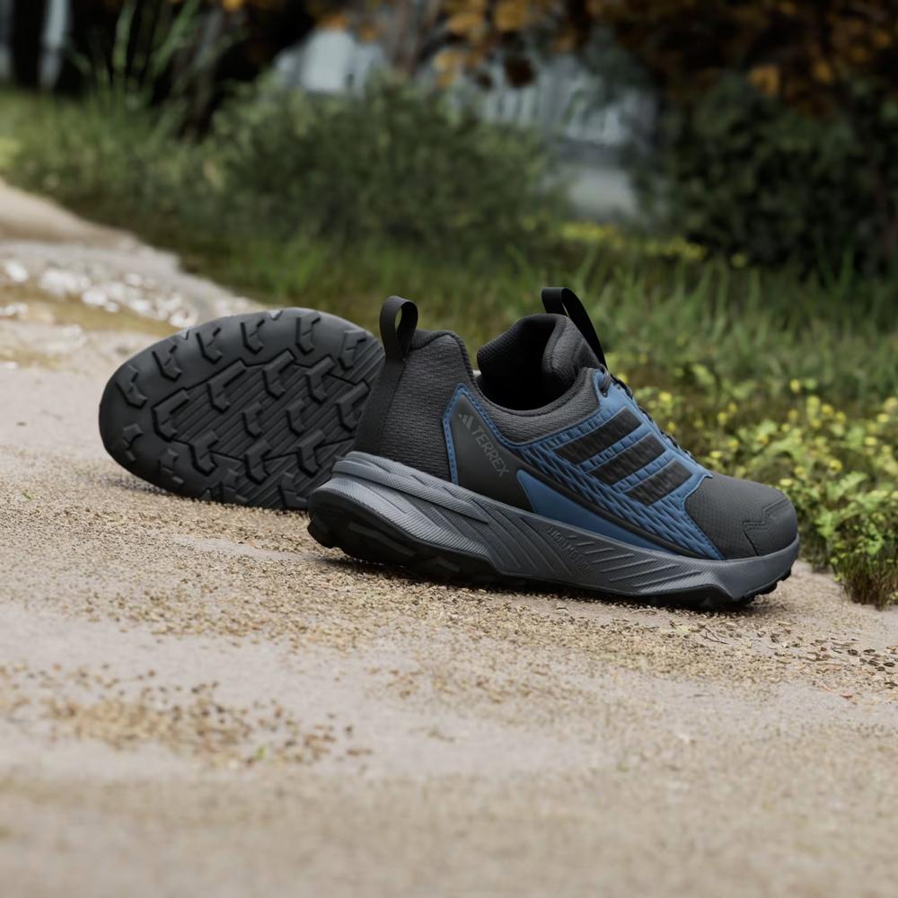 Cipő férfi adidas Terrex Tracefinder 2 Climaproof JR7769 - fekete