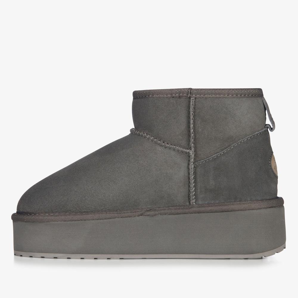 Cipő Emu Australia Stinger Micro Flatform W13082CHAR - szürke