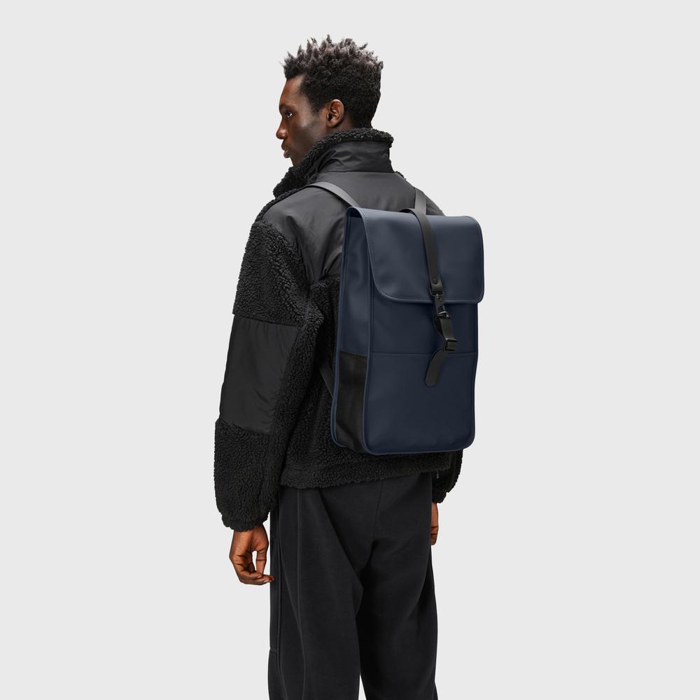 Hátitáska Rains Backpack W3 13000-47 - sötétkék