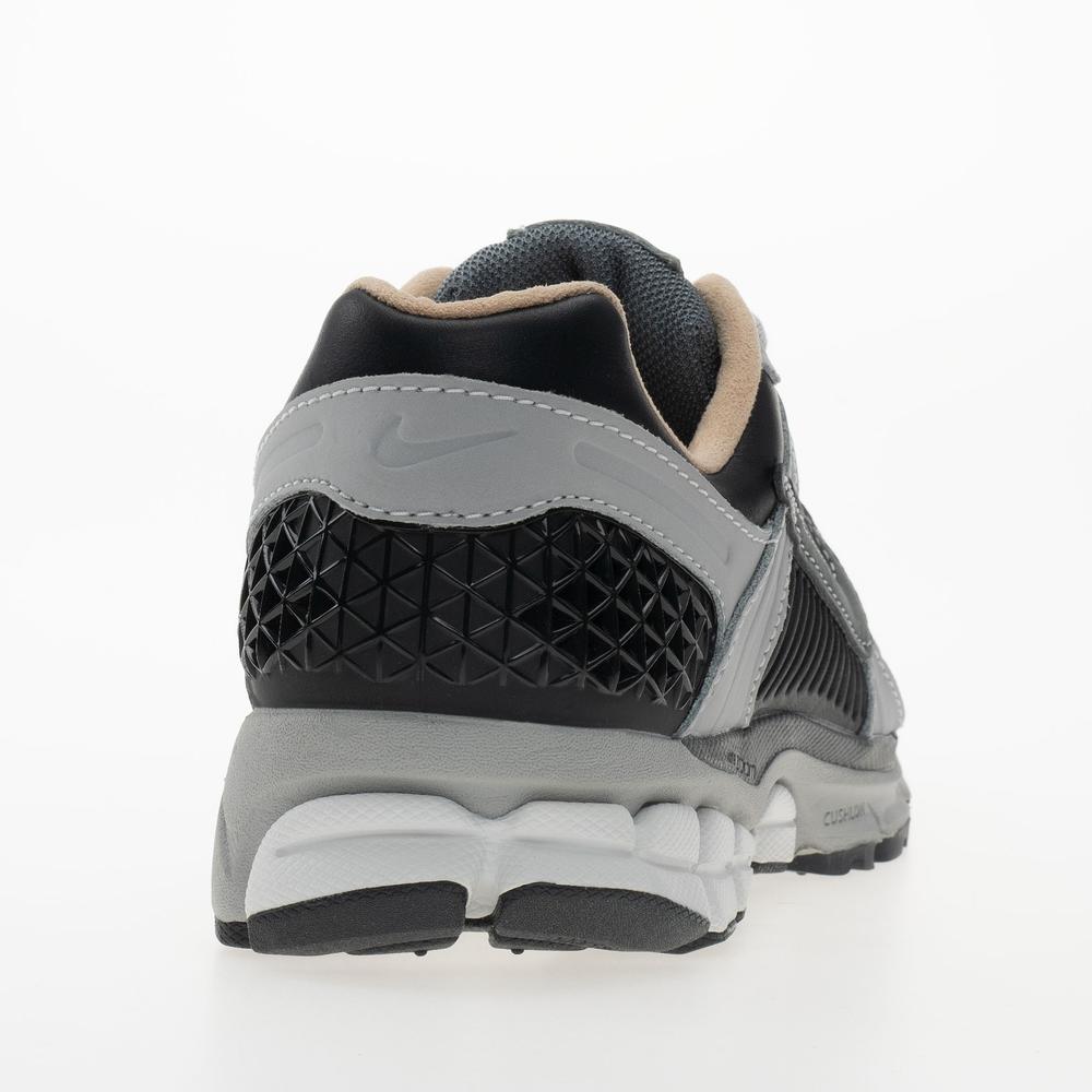 Férfi cipő Nike Zoom Vomero 5 HV5982-001 - szürke