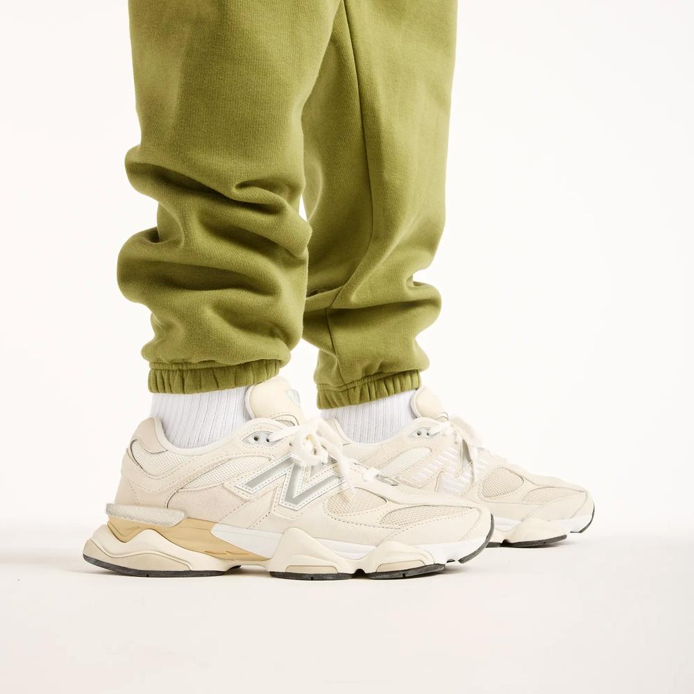 Férfi nadrág New Balance MP41503GEE - zöld