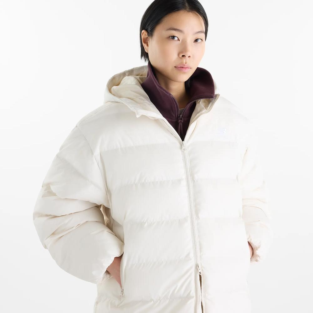 Női bunda New Balance Boston Long Puffer WJ62Y0KBLIN - bézs