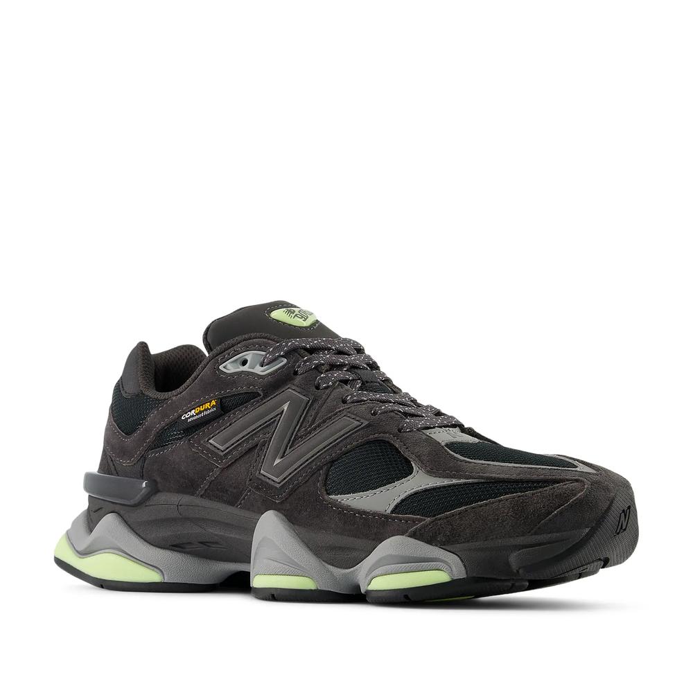 Unisex cipő New Balance U90602P8 - barna