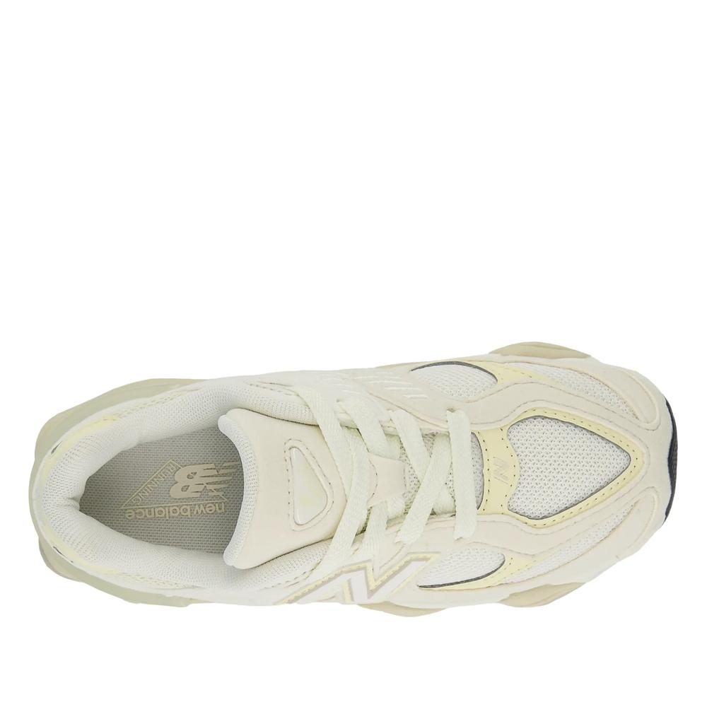 Gyermekcipő New Balance PC9060EK - fehér