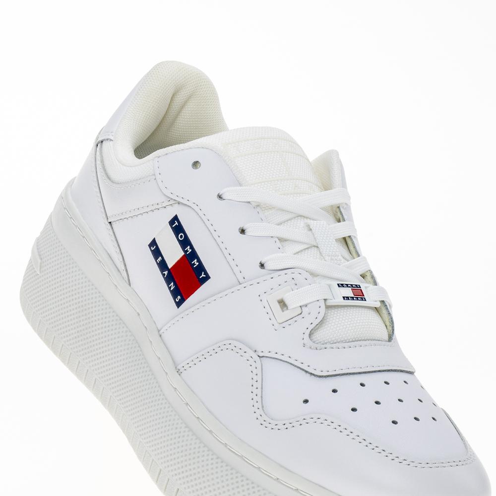 Cipő Tommy Hilfiger TJW Retro Basket Flatform Ess EN0EN02506-YBS - fehér
