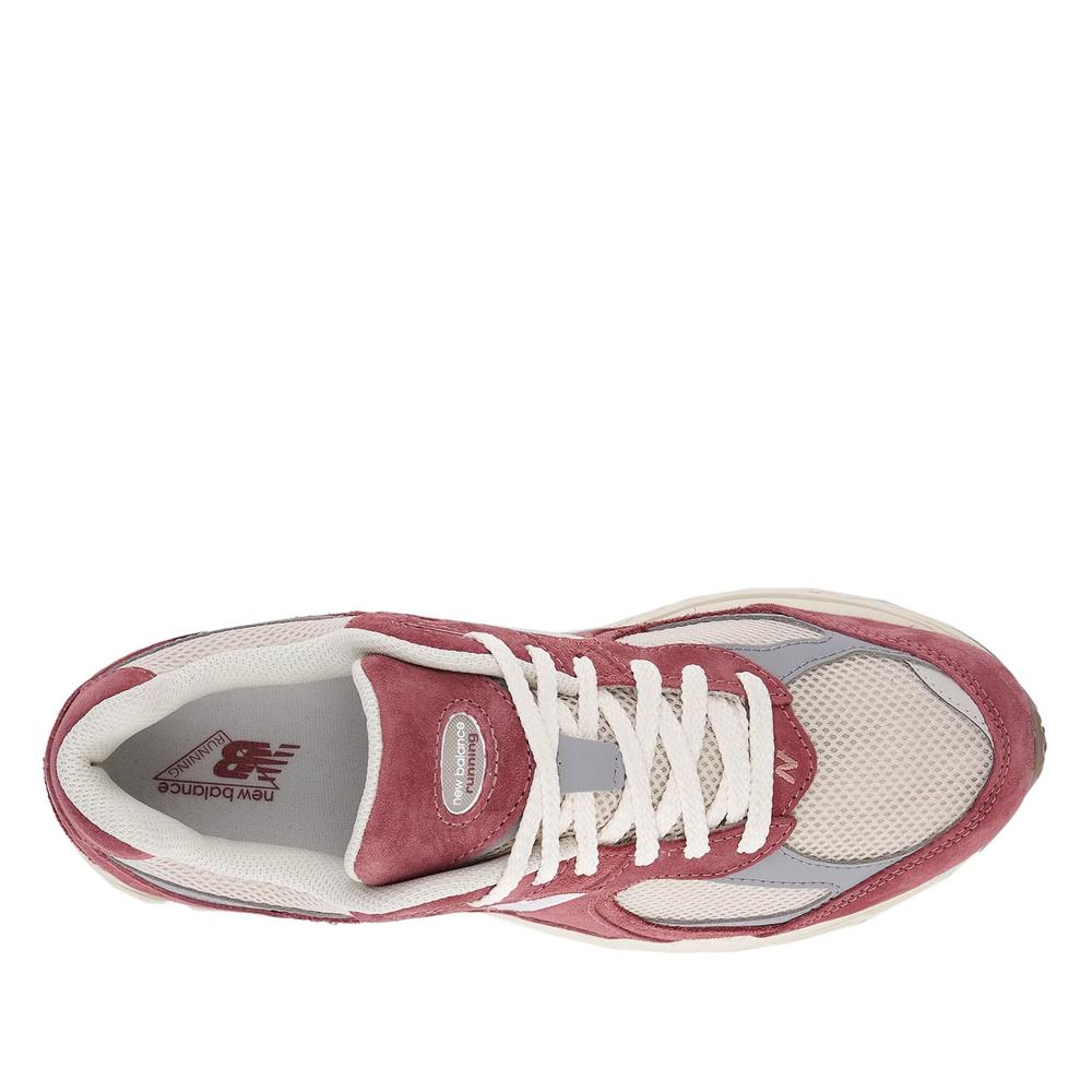 Cipő New Balance U2002RS - gesztenyebarna