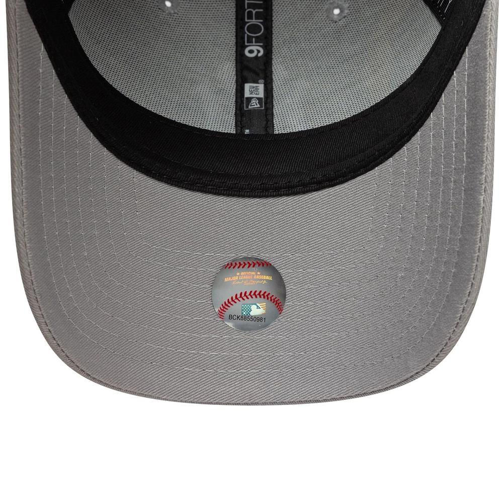 Sapka New Era New York Yankees MLB Side Patch 9FORTY 60771852 - szürke