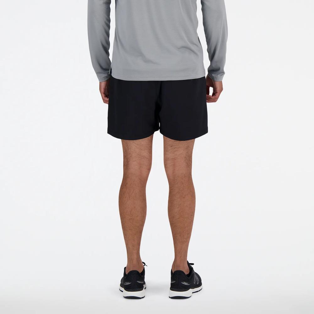 Férfi futónadrág New Balance MS41290BK – fekete