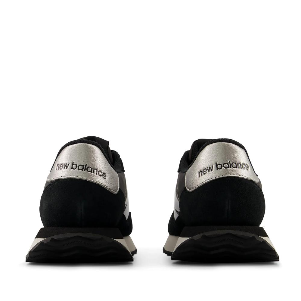 Női cipő New Balance W23731P - fekete