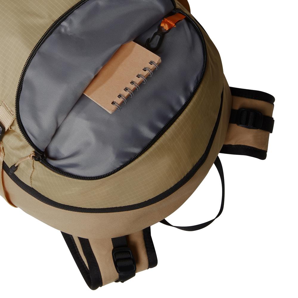 Hátitáska The North Face Basin 18L 0A52CZ4R91 - bézs