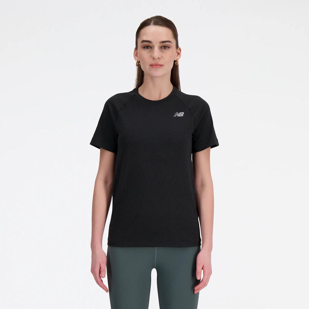 Női póló New Balance WT41123BKH - fekete