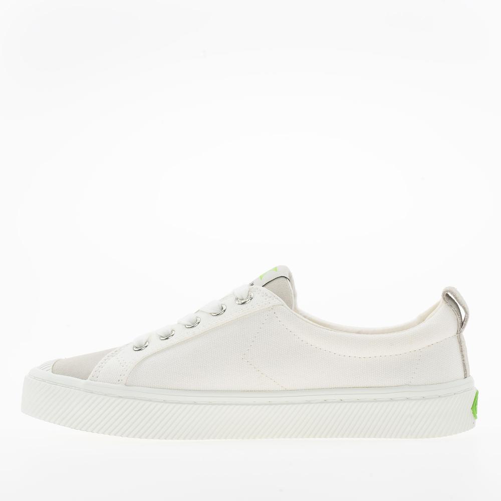 Női cipő Cariuma Oca Low 100107W50 - fehér