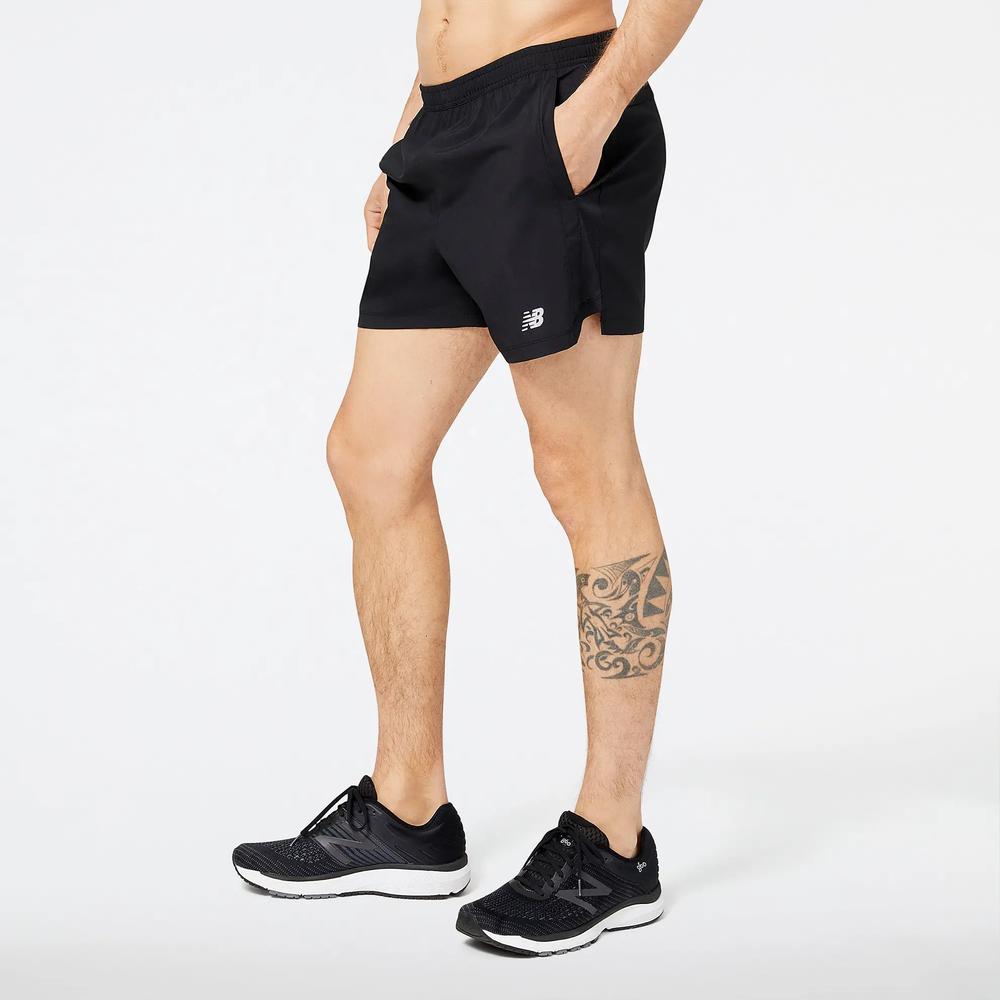 Férfi futónadrág New Balance MS23228BK – fekete