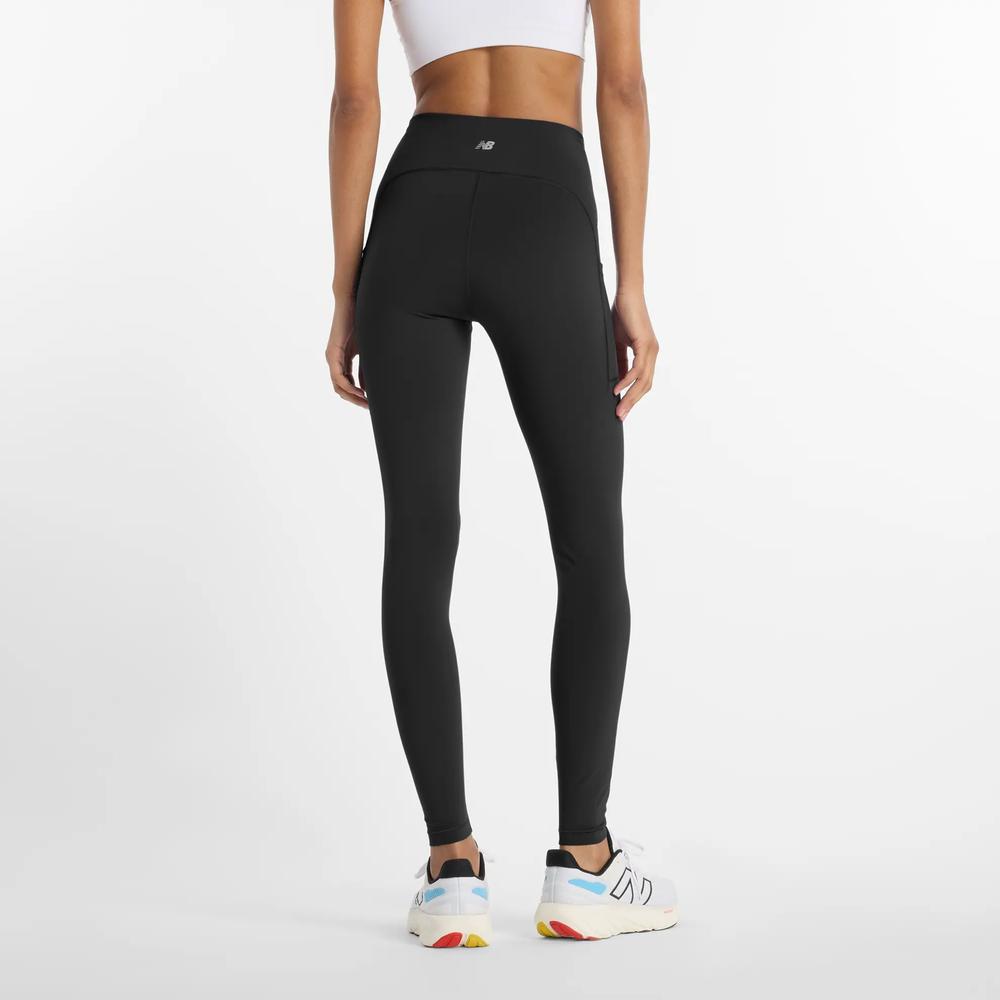 Női nadrág New Balance Sleek WP51275BK - fekete