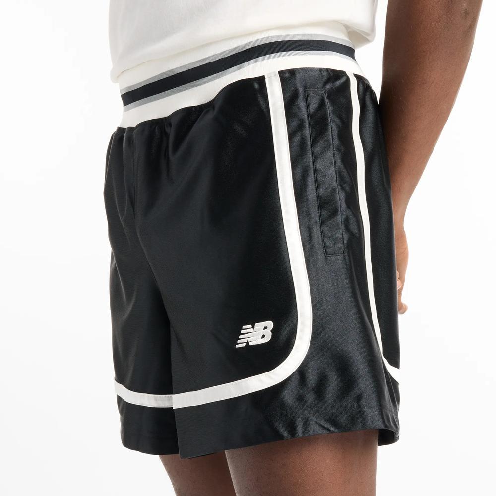 Férfi futónadrág New Balance MS51608BK - fekete