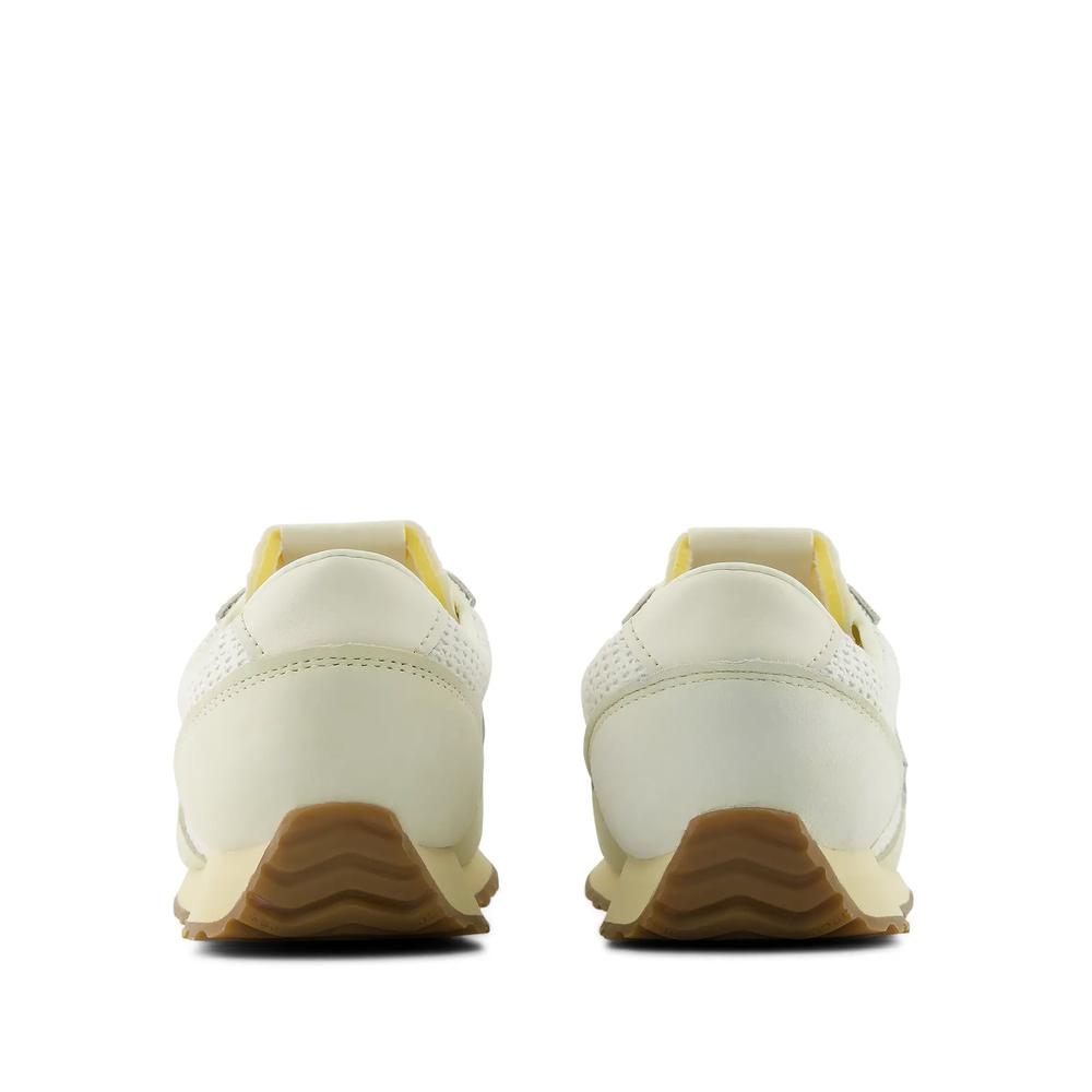 Unisex cipő New Balance U4712H3 - bézs