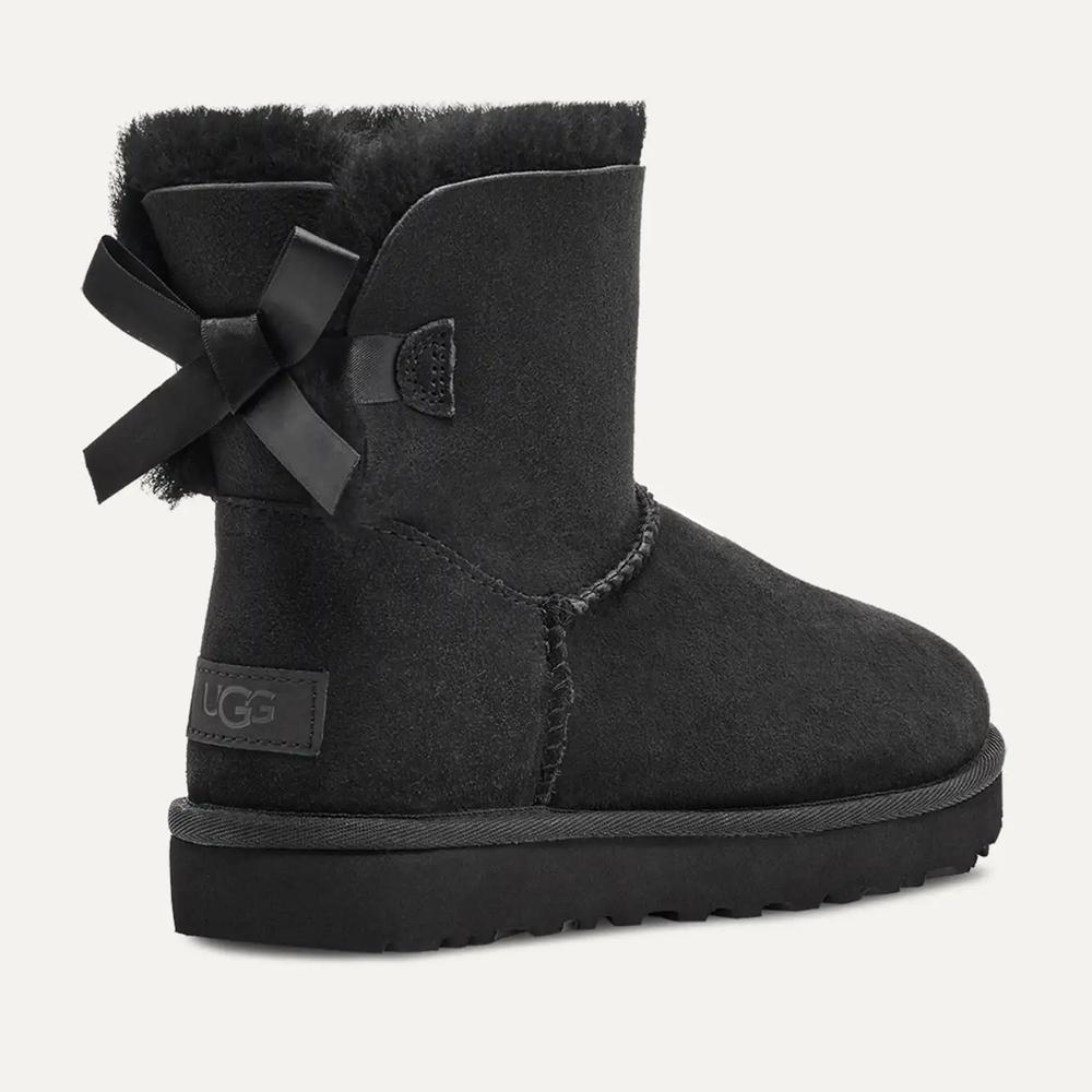 Cipő női UGG W Mini Bailey Bow II 1016501-BLK - fekete