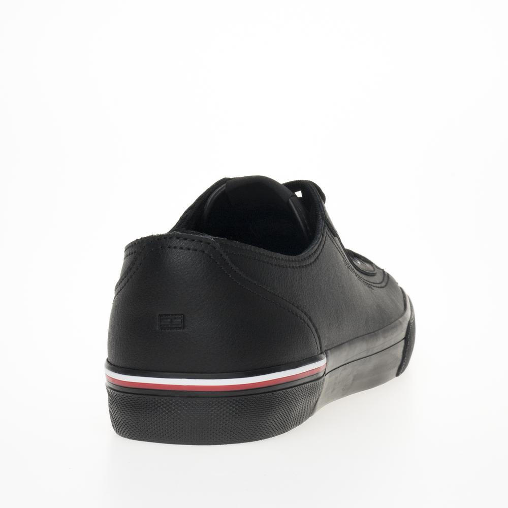 Cipő Tommy Hilfiger Corporate Vulc Leather FM0FM04953-BDS - fekete