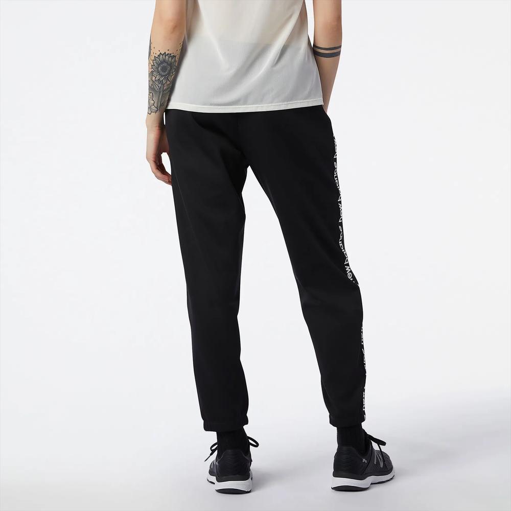 Női nadrág New Balance WP13176BK – fekete