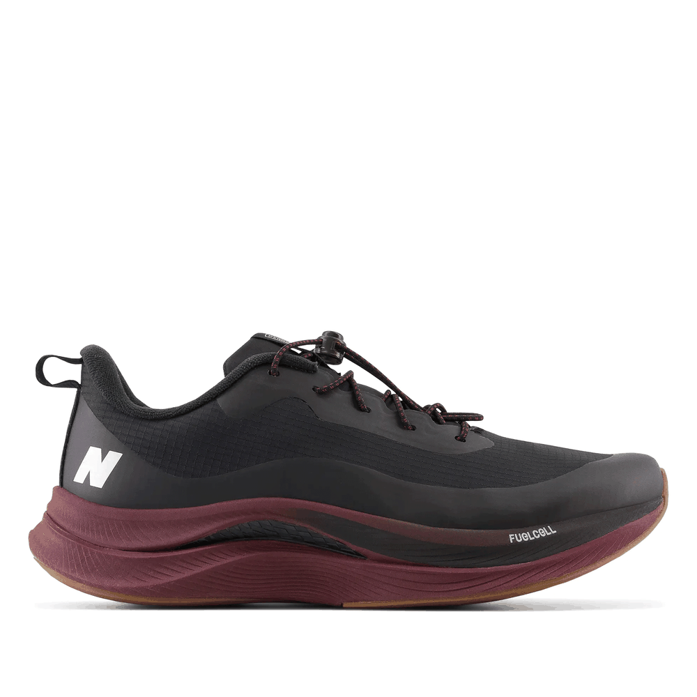 Női futócipő New Balance FuelCell Propel v4 Permafrost MFCPWBK - fekete