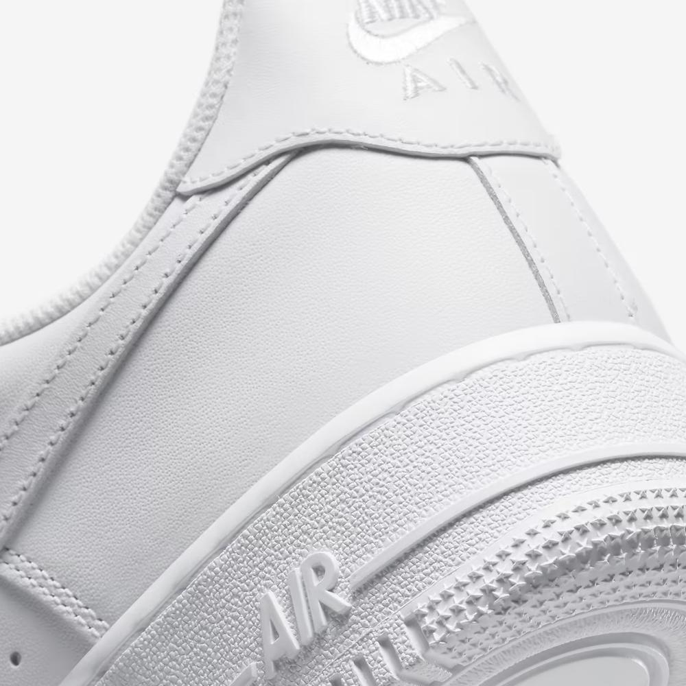 Férfi cipő Nike Air Force 1 '07 Essential CW2288-111 - fehér