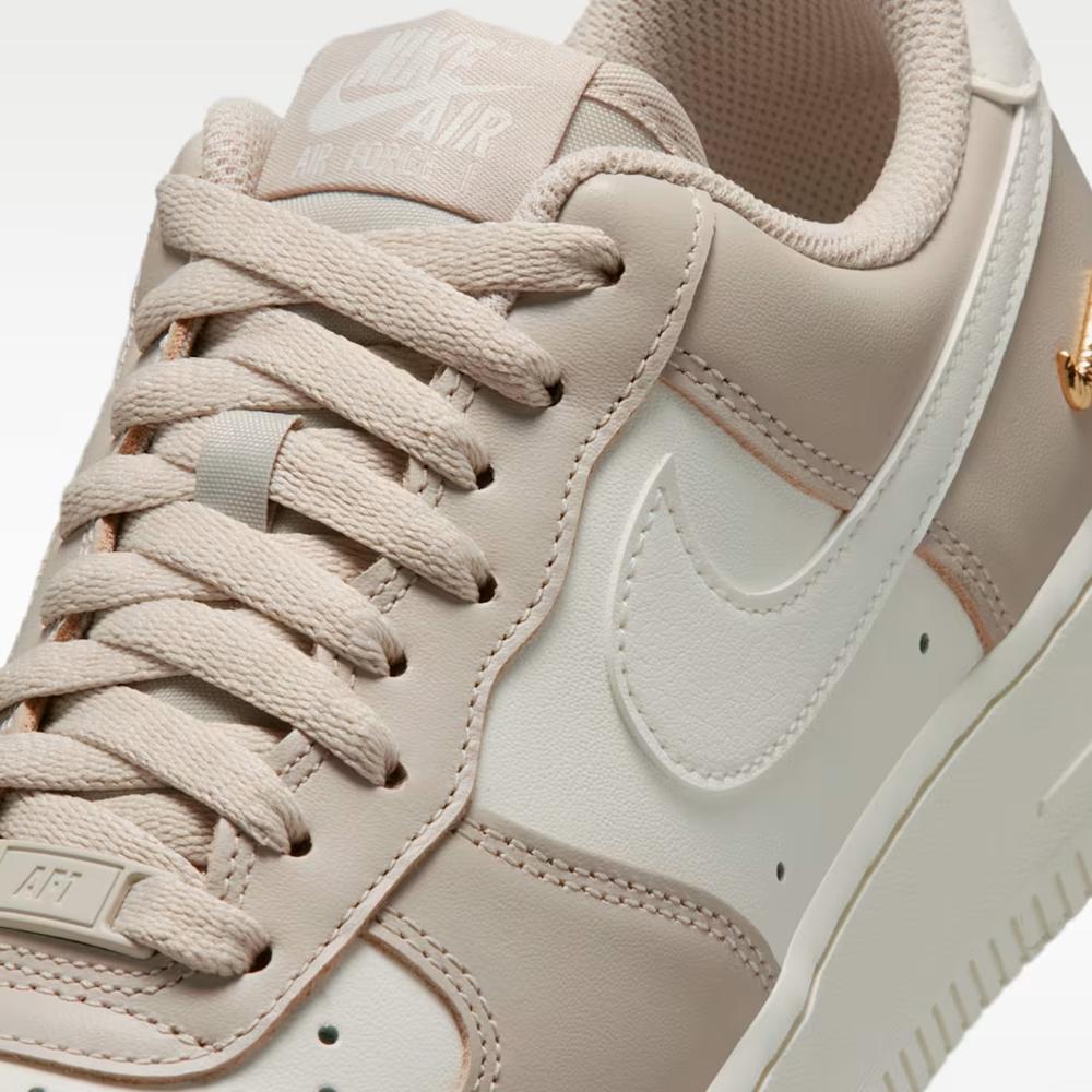 Női cipő Nike Air Force 1 '07 SE IV5197-200 - bézs