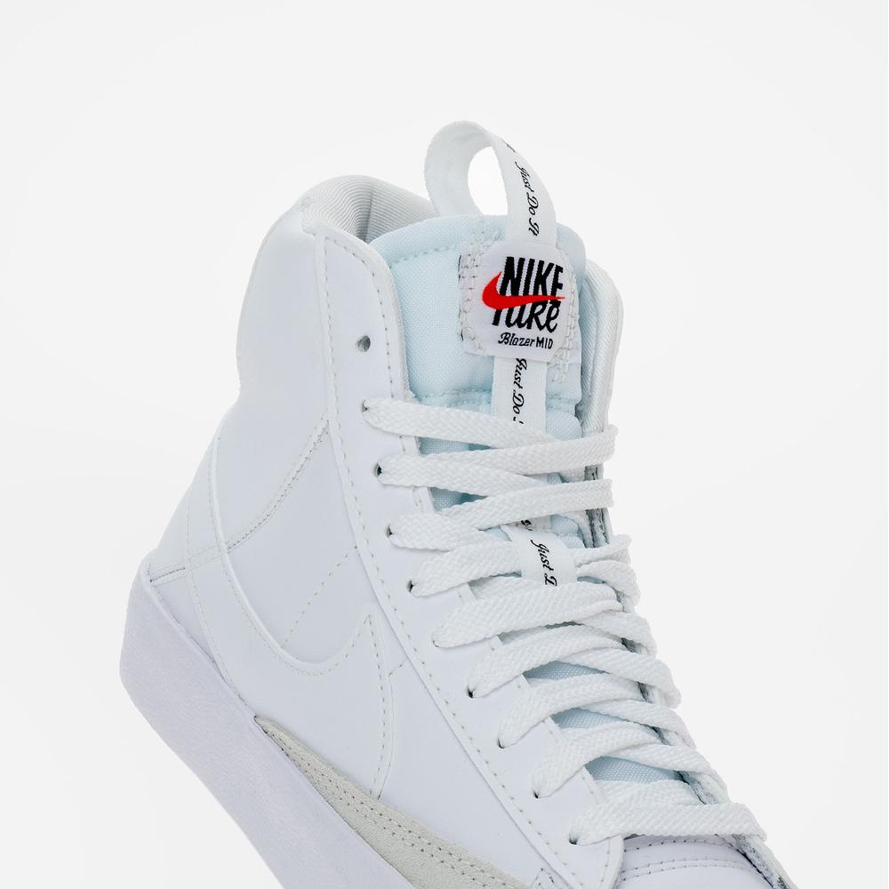 Cipő Nike Blazer Mid '77 DH8640-102 - fehér
