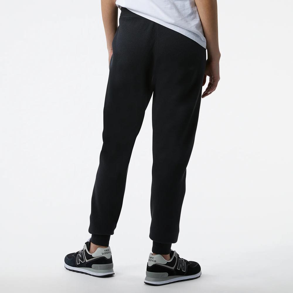 Melegítőnadrág New Balance WP03805BK - fekete