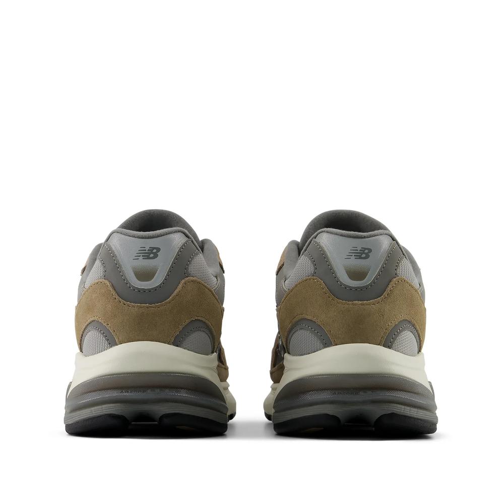 Unisex cipő New Balance U20107RI - barna