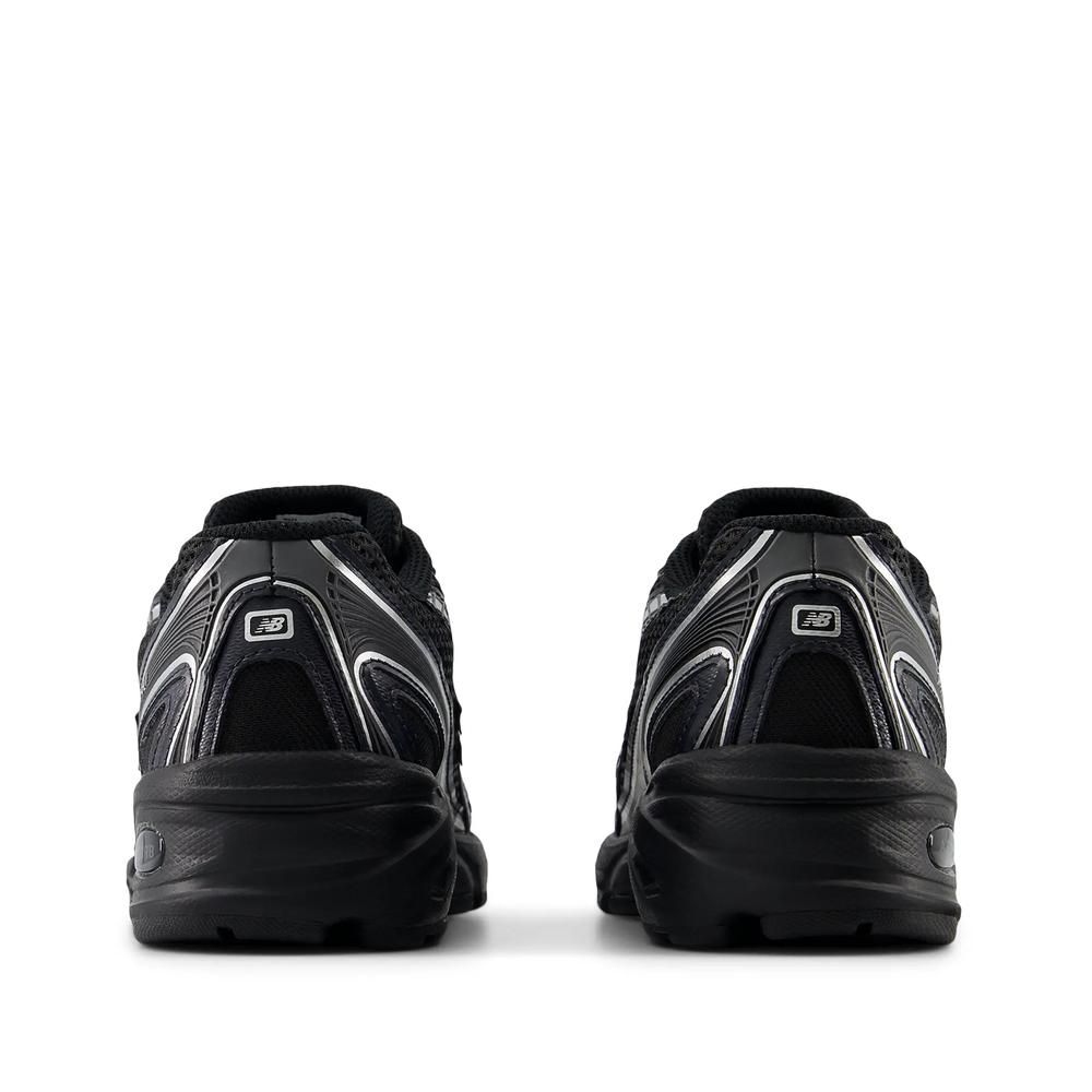 Gyermekcipő New Balance New Balance GR740BM - fekete