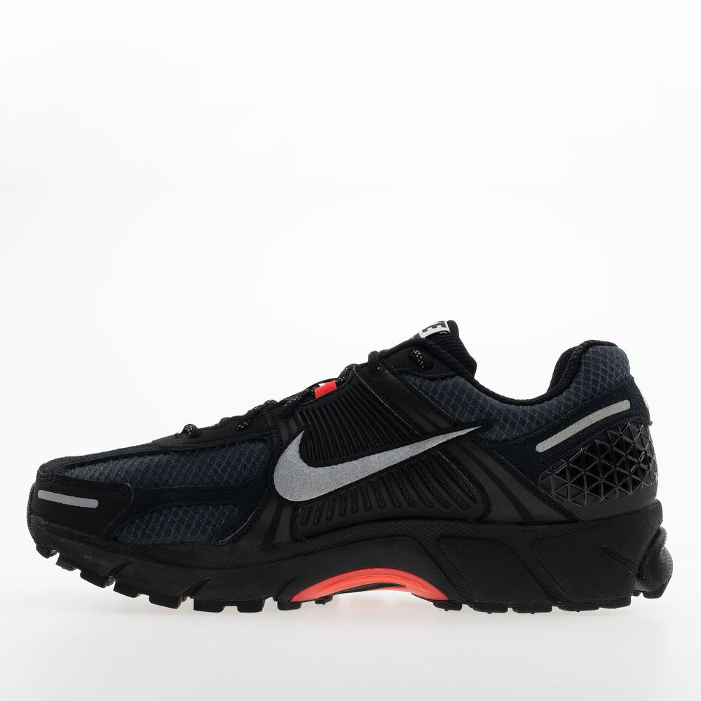 Férfi cipő Nike Zoom Vomero 5 HV2527-002 - fekete