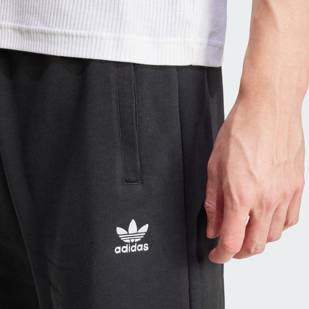Rövidnadrág adidas Originals Essentials Trefoil IY8520 - fekete