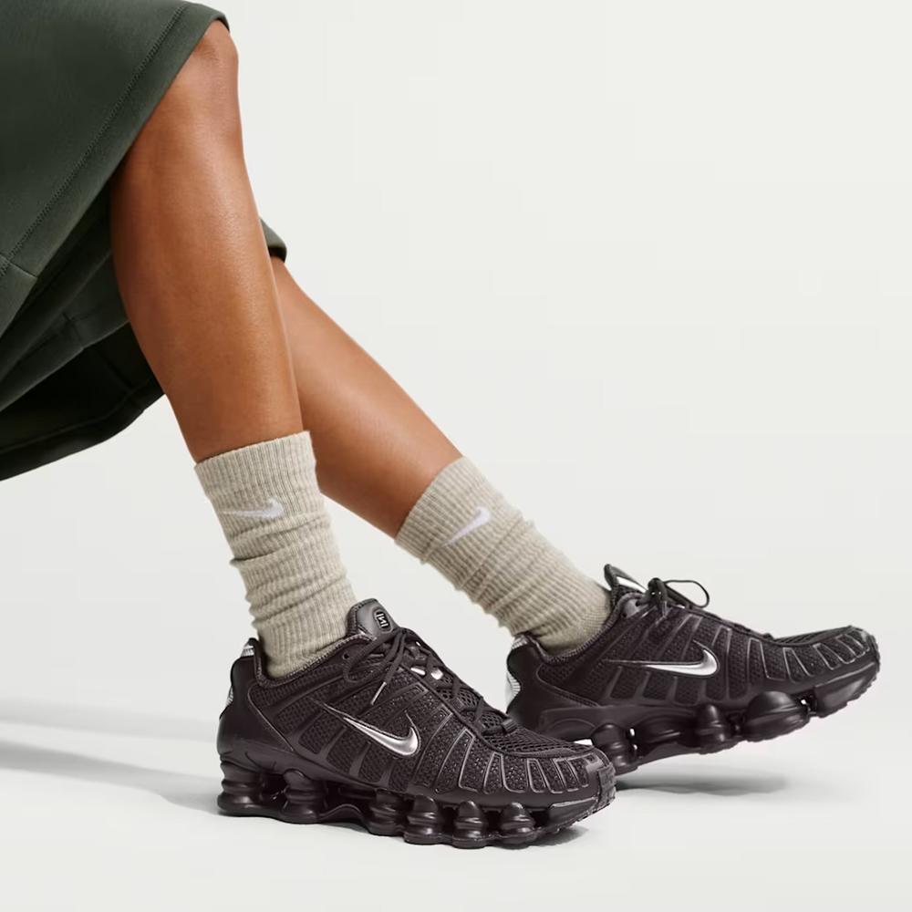 Női cipő Nike Shox TL IH2559-201 - barna
