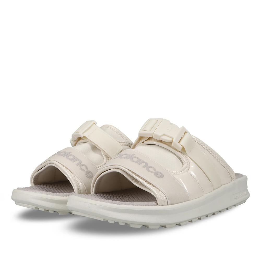Flip Flop New Balance SWA330F3 - bézs