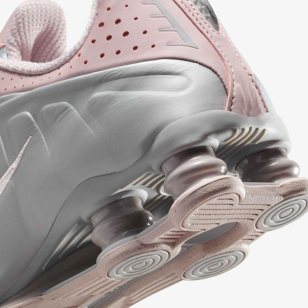 Női cipő Nike Shox R4 AR3565-600 - rózsaszín