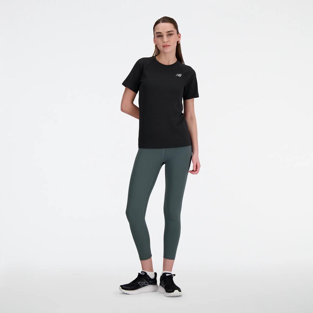 Női póló New Balance WT41123BKH - fekete