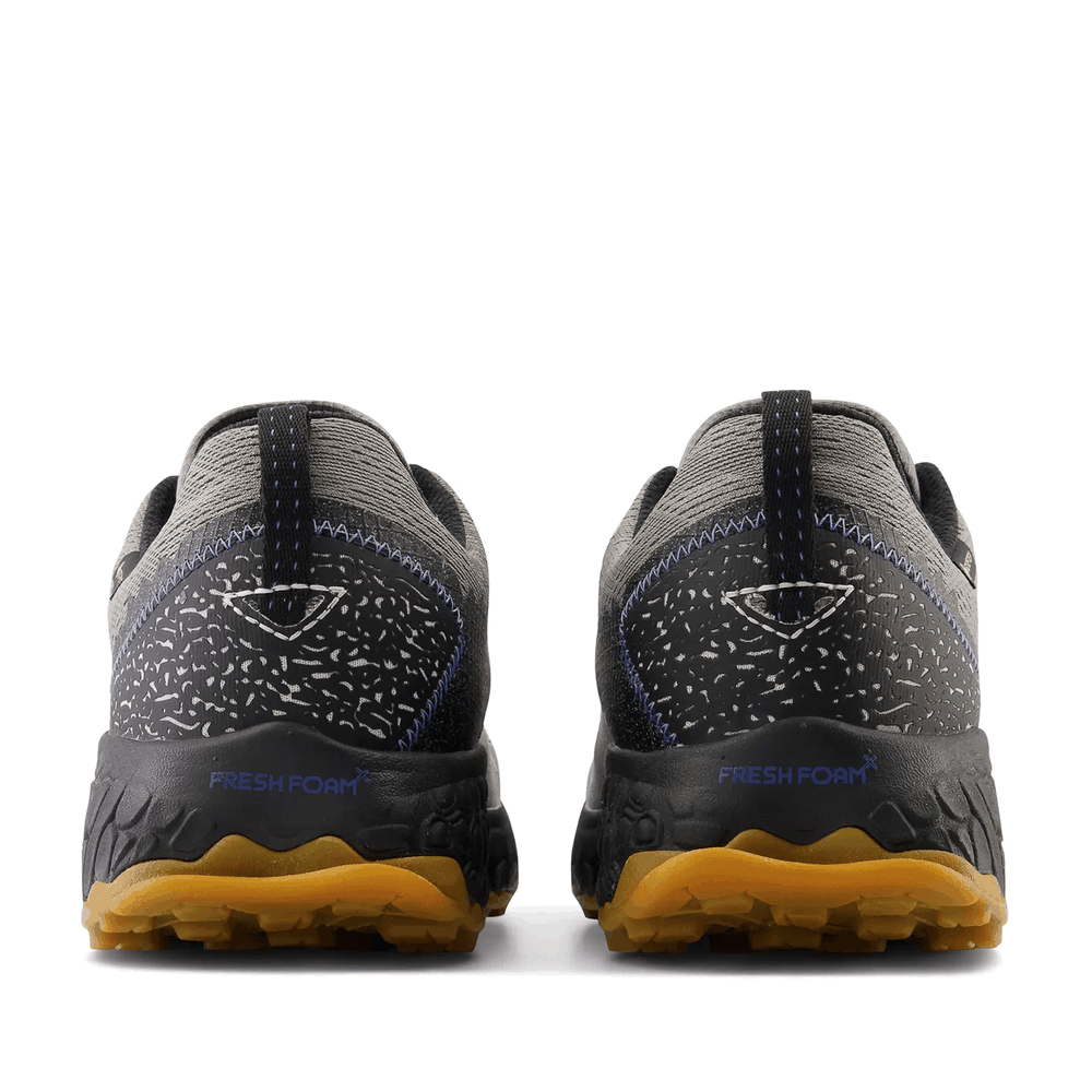 Cipő New Balance Fresh Foam Hierro v7 MTHIGQ7 - szürke