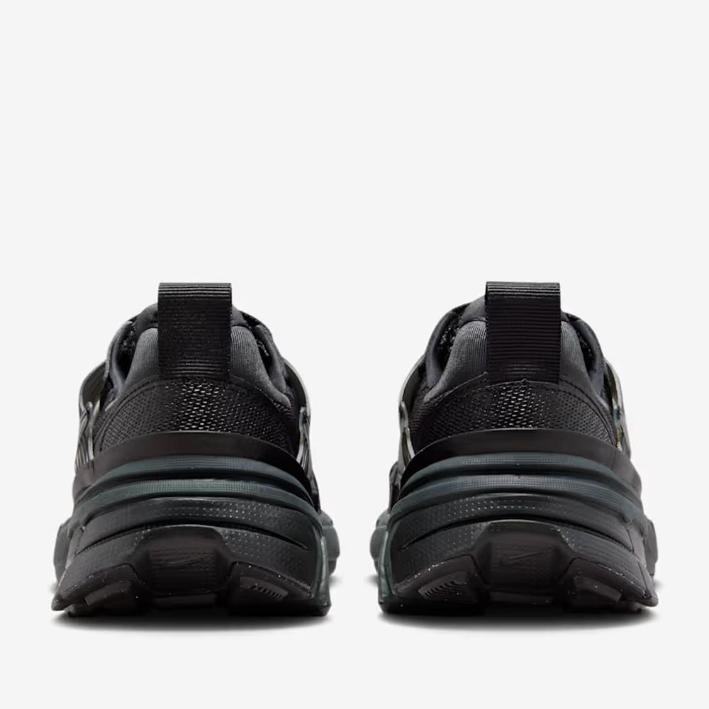 Unisex cipő Nike V2K Run FD0736-001 - fekete