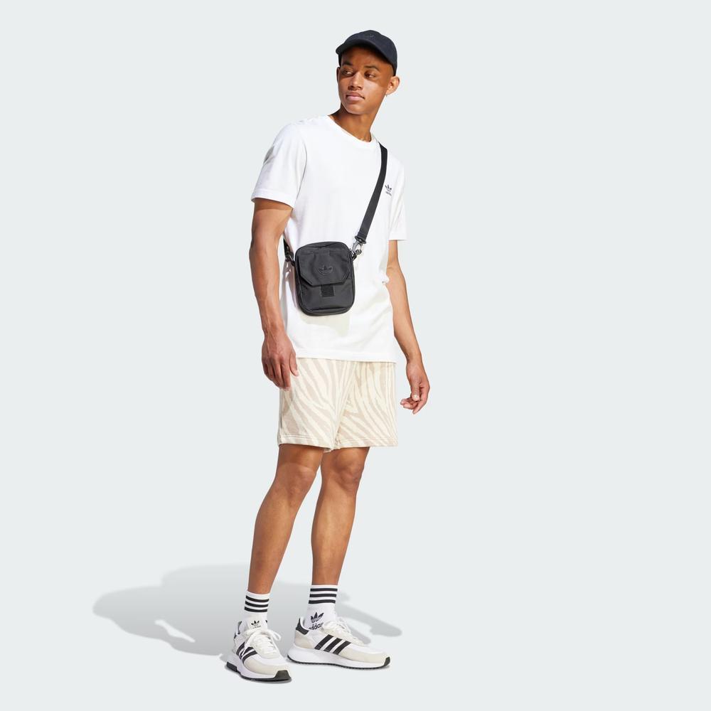 Sapka adidas Originals Premium Essentials Dad IC3031 - fekete